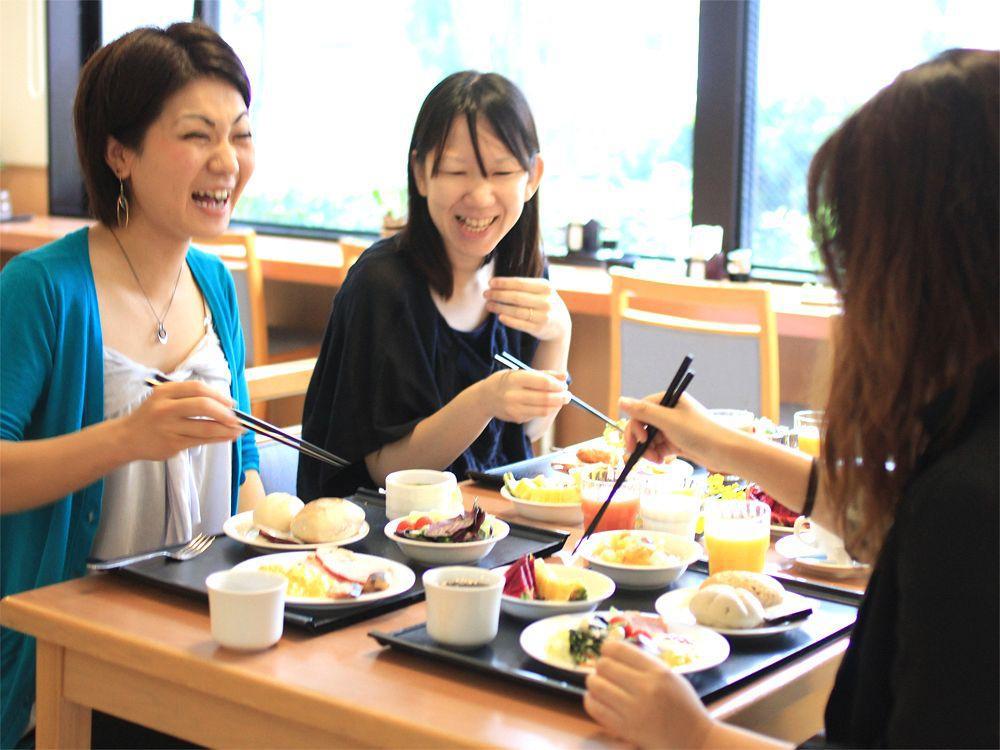 Route-inn Asahibashi Eki Higashi 3* 那霸