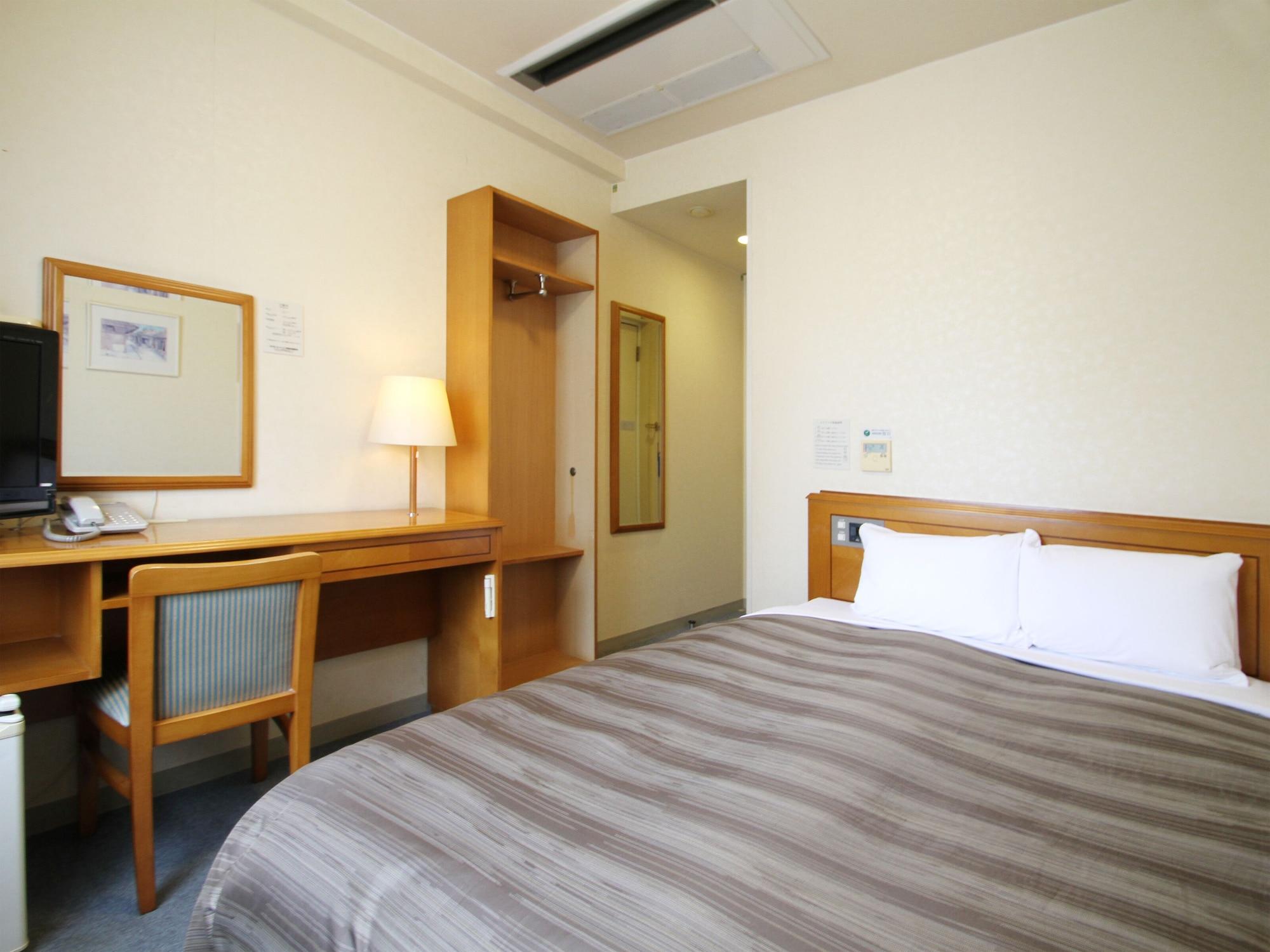 Route-inn Asahibashi Eki Higashi 3*