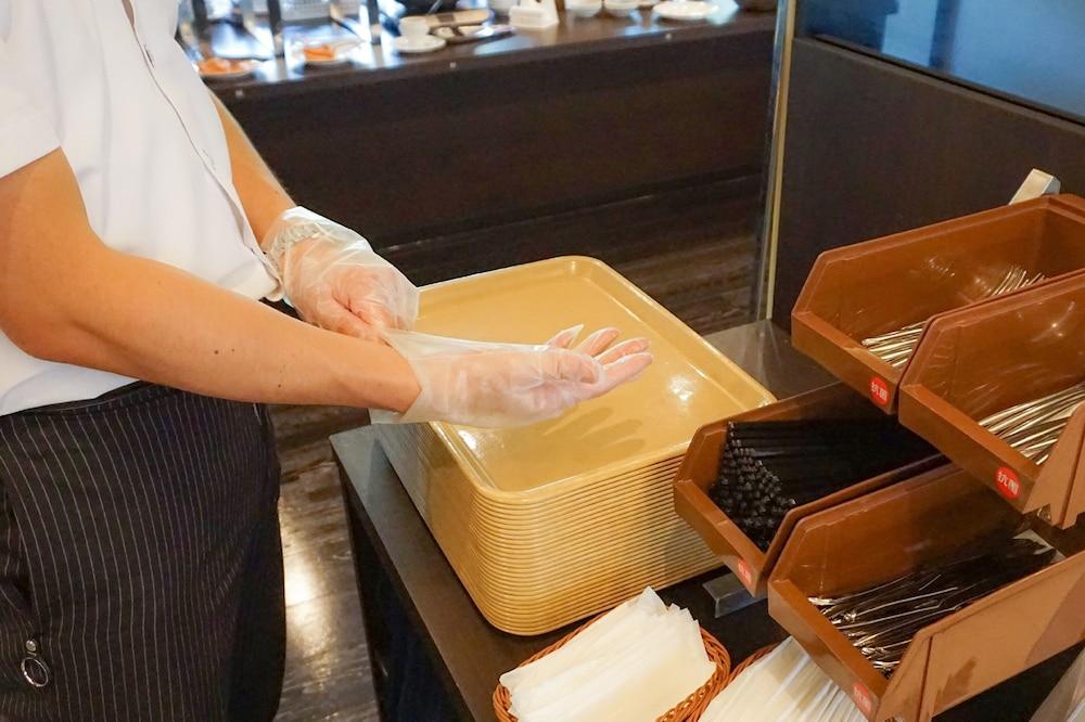 Route-inn Asahibashi Eki Higashi 3* 那霸